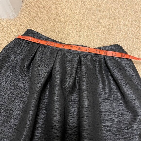 Vintage Crepe Textured Flouncy A-Line Mini Skirt Black – XS - Picture 6 of 8